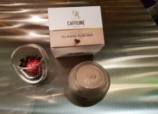 Quieren sentirse como en un Spa? La máscara exfoliante de café de SR COSMETICS les brinda una sensación única