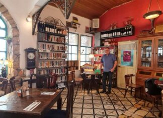 El restaurante «Tmol Shilshom» celebra sus 30 años con nuevo menu, nuevo chef y Eventos Culturales