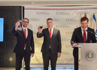 .215.º aniversario de la independencia del Paraguay en Jerusalem