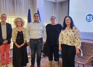 Experiencie Surf en El Salvador. Lanzamiento del turismo deportivo en el club náutico de Marina Herzliya
